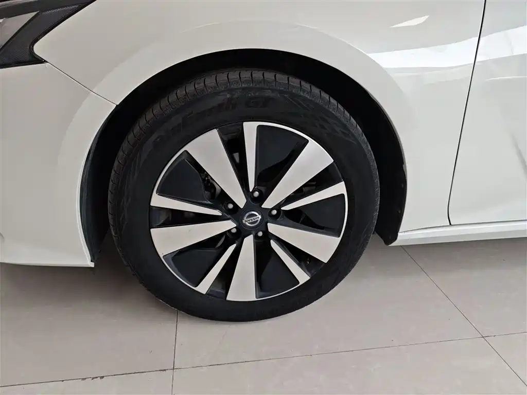 Nissan Teana 2023 — фото 25