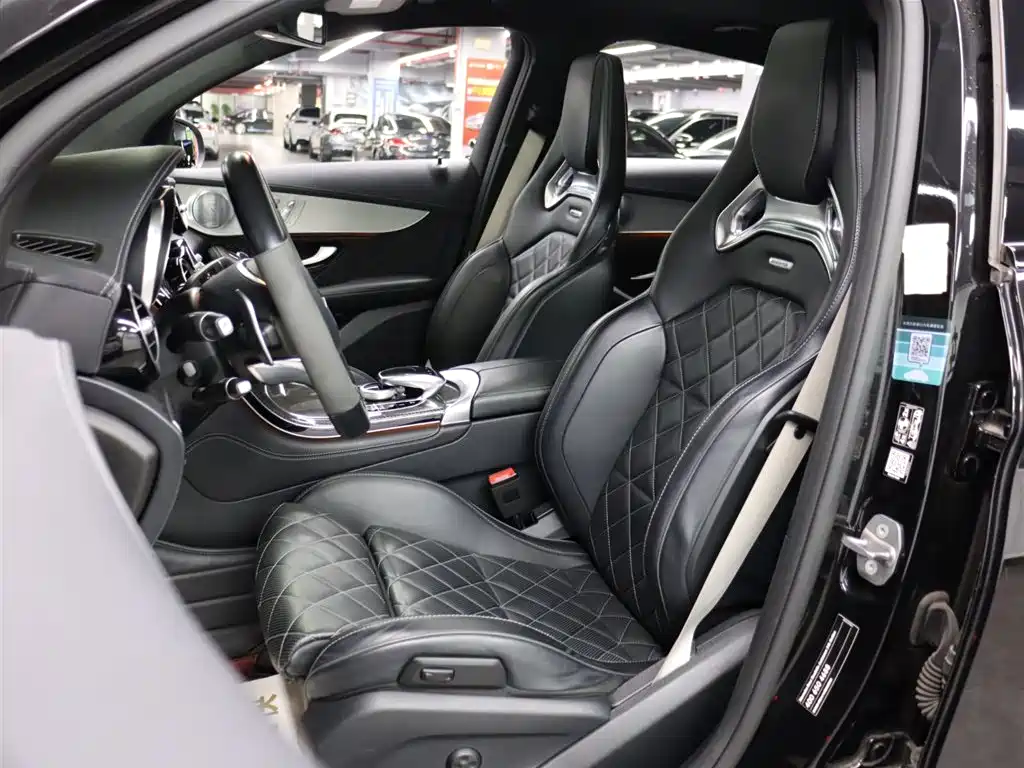 Mercedes-Benz GLC Coupe AMG 2020 — фото 11