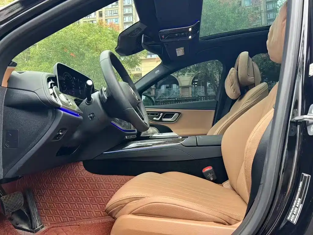 Mercedes-Benz E-Class 2024