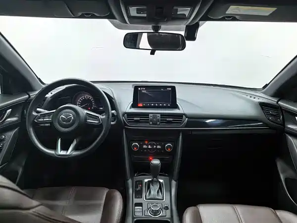 Mazda CX-4 2020