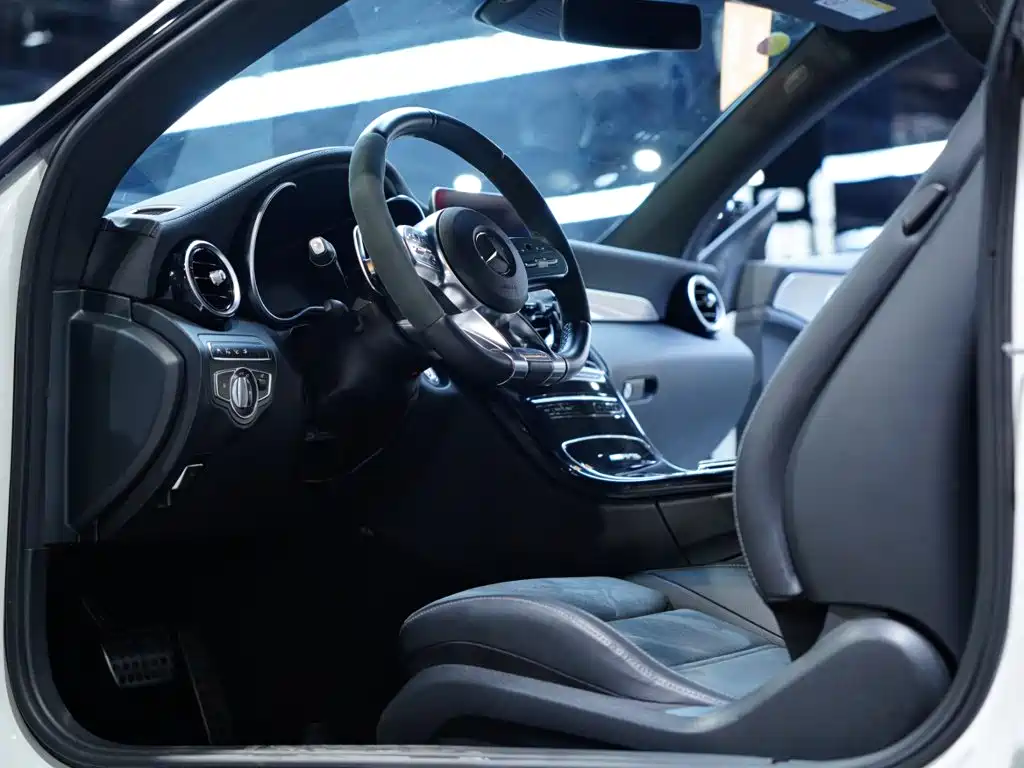 Mercedes-Benz C-Class AMG 2020 — фото 15