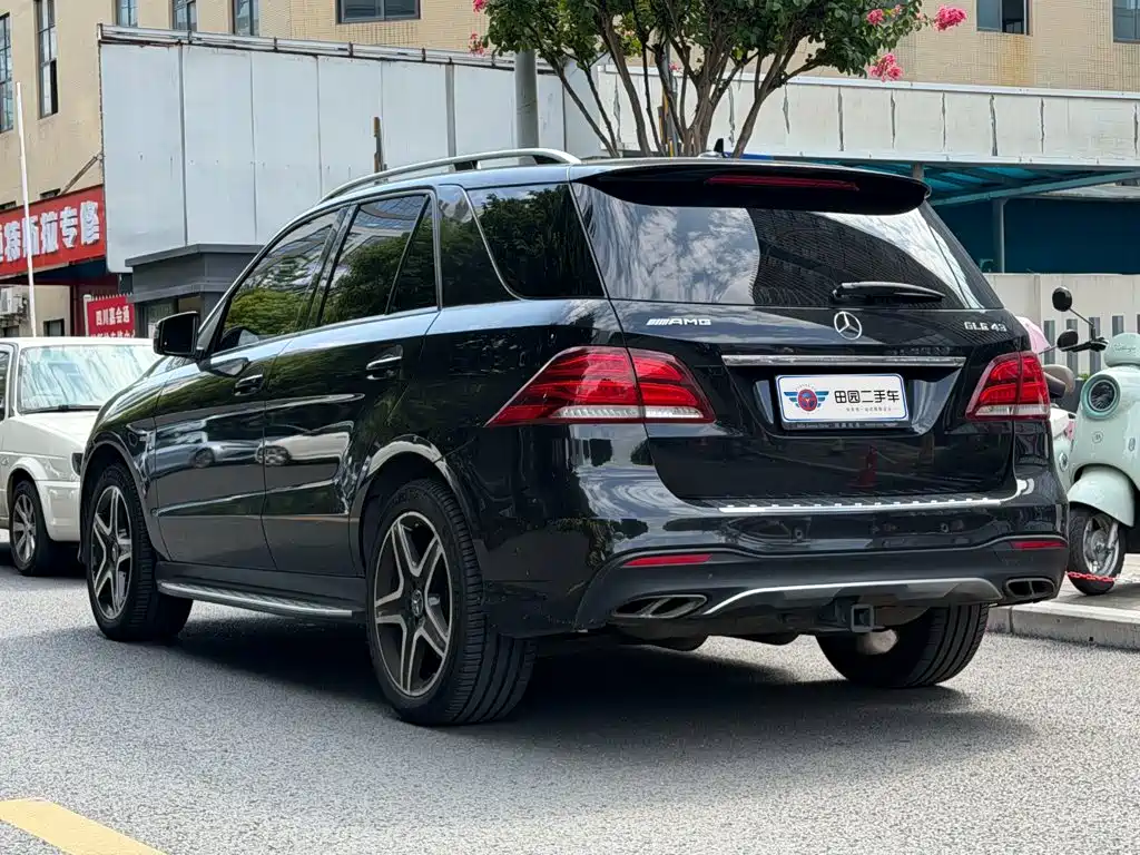 Mercedes-Benz GLE AMG 2018 — фото 4