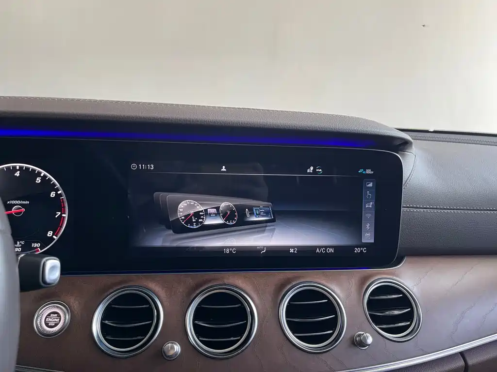 Mercedes-Benz E-Class 2020 — фото 12