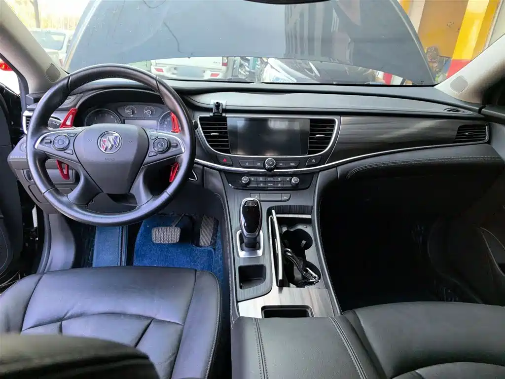 Buick LaCrosse 2020 — фото 10
