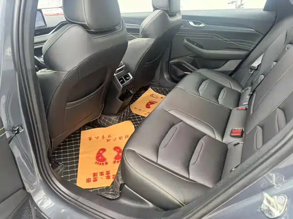 Geely Xingrui 2023