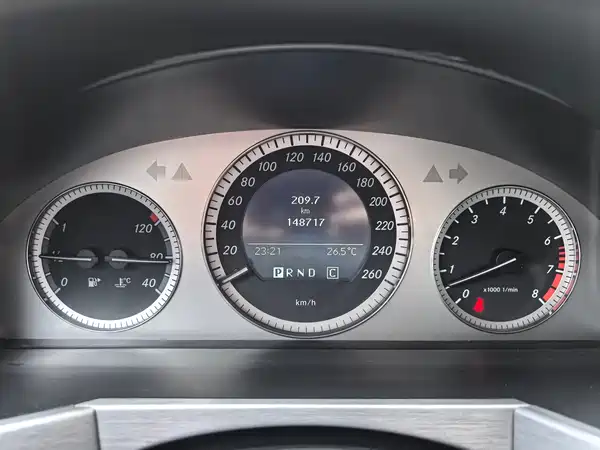 Mercedes-Benz GLK-Class 2010