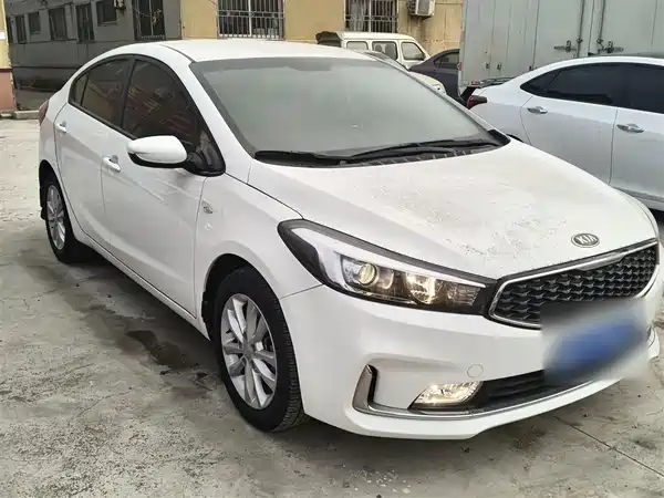 Kia K3 2016