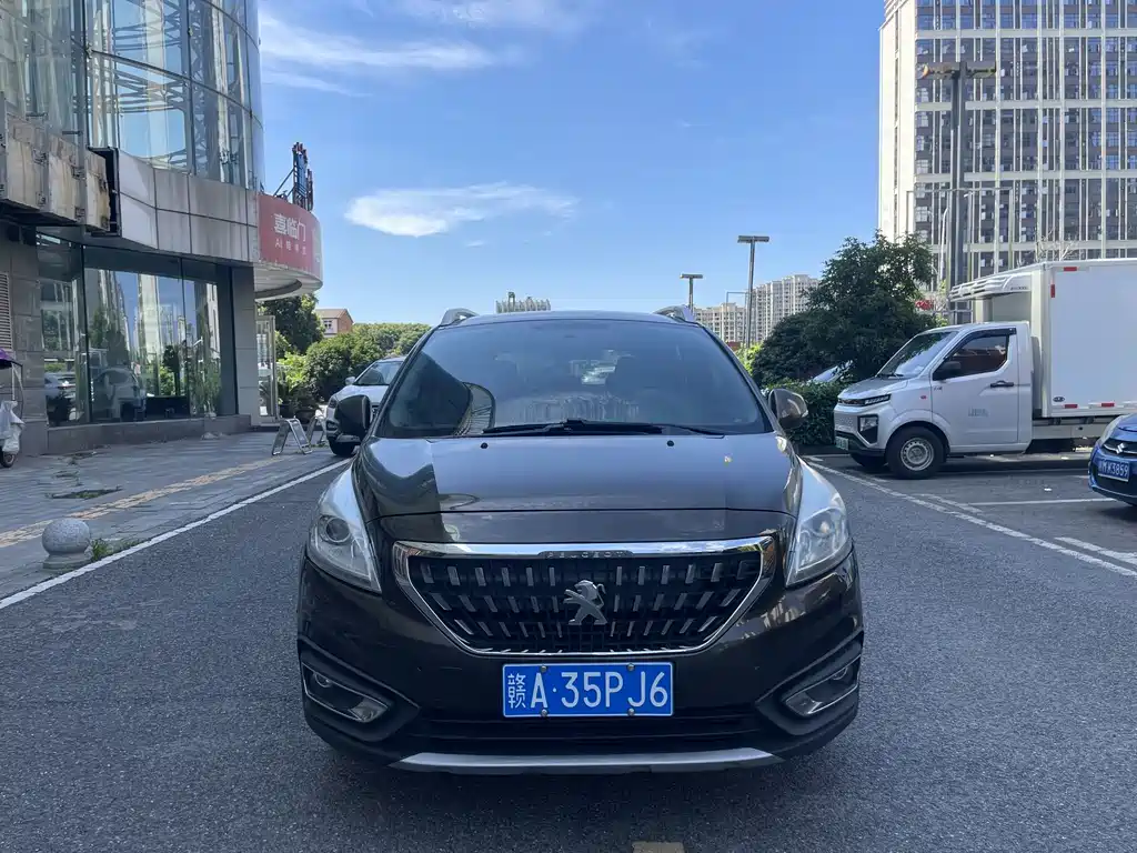 Peugeot 3008 2016 — фото 3