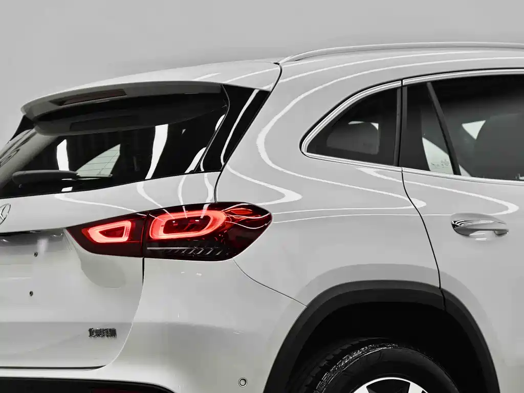 Mercedes-Benz GLA 2023 — фото 14