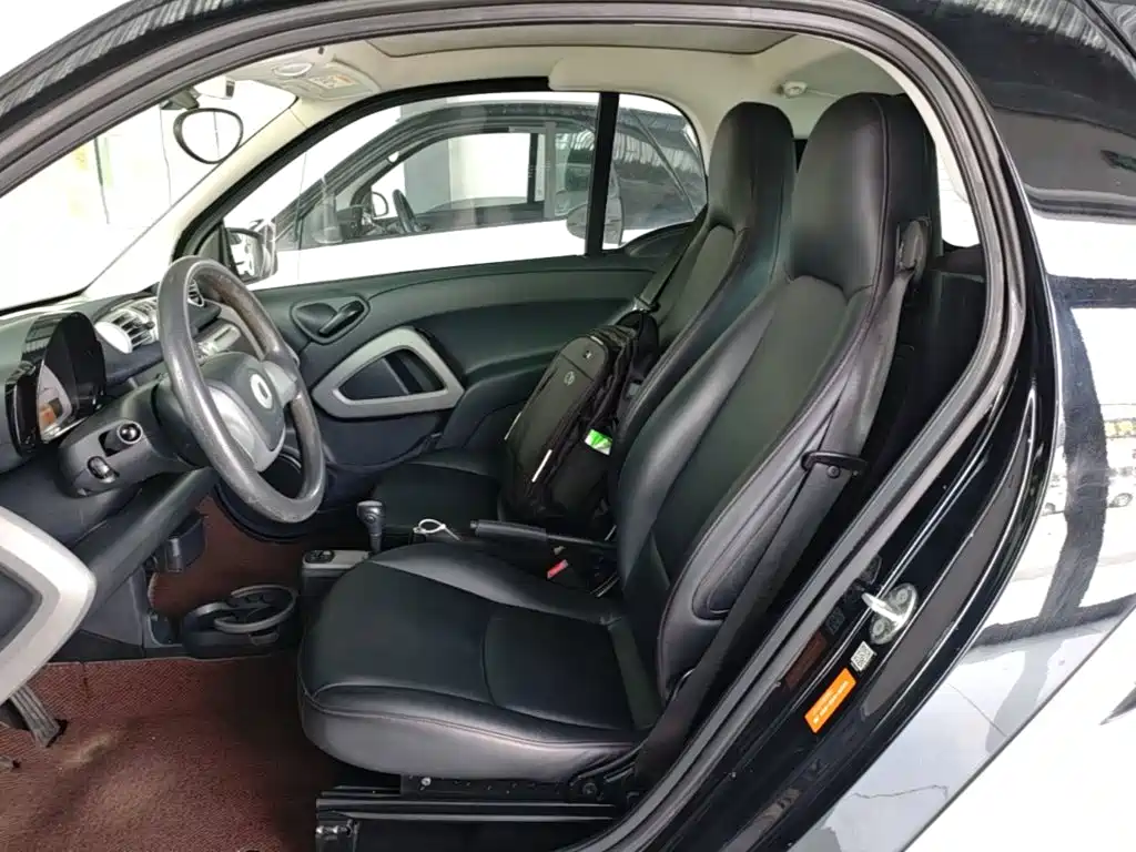 smart fortwo 2015 — фото 17
