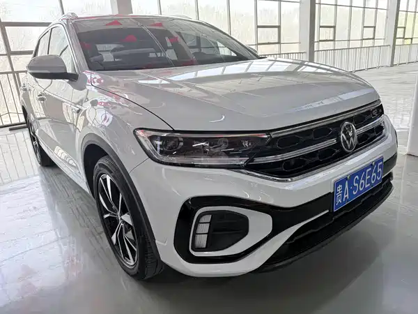 Volkswagen T-Roc 2023
