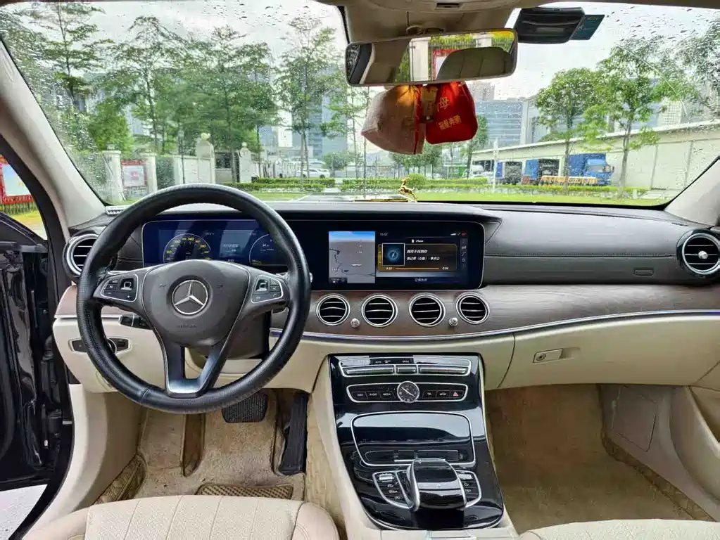 Mercedes-Benz E-Class 2017