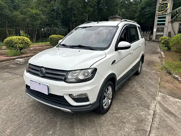Dongfeng Scenery 370 2016