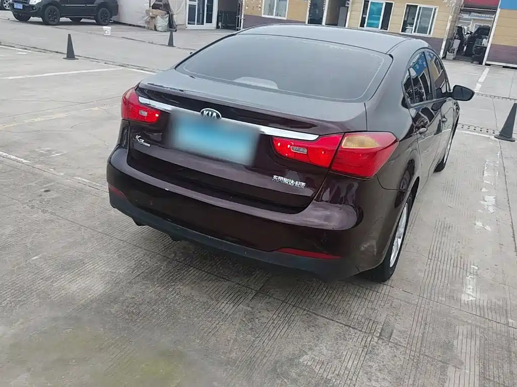 Kia K3 2015