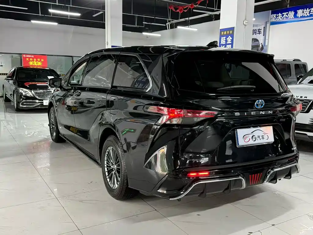 Toyota Sienna 2022