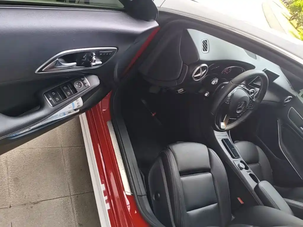 Mercedes-Benz CLA 2016 — фото 16