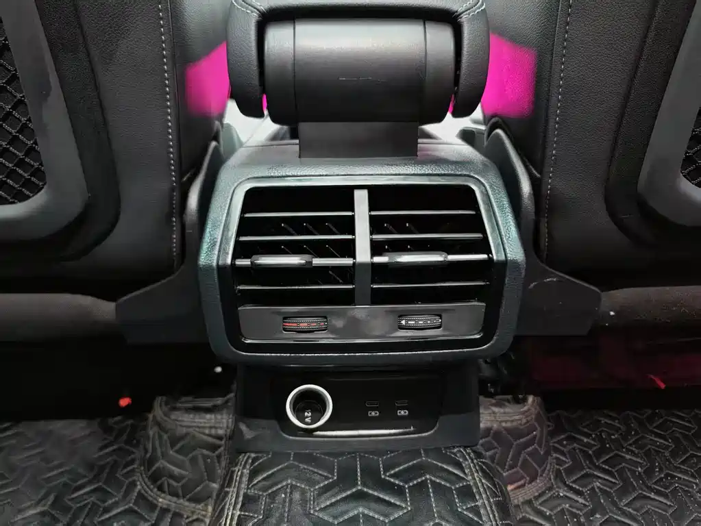 Audi Q3 2023 — фото 17