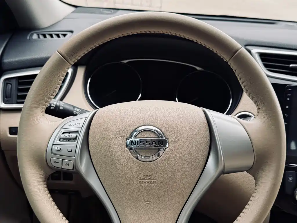 Nissan X-Trail 2015 — фото 26