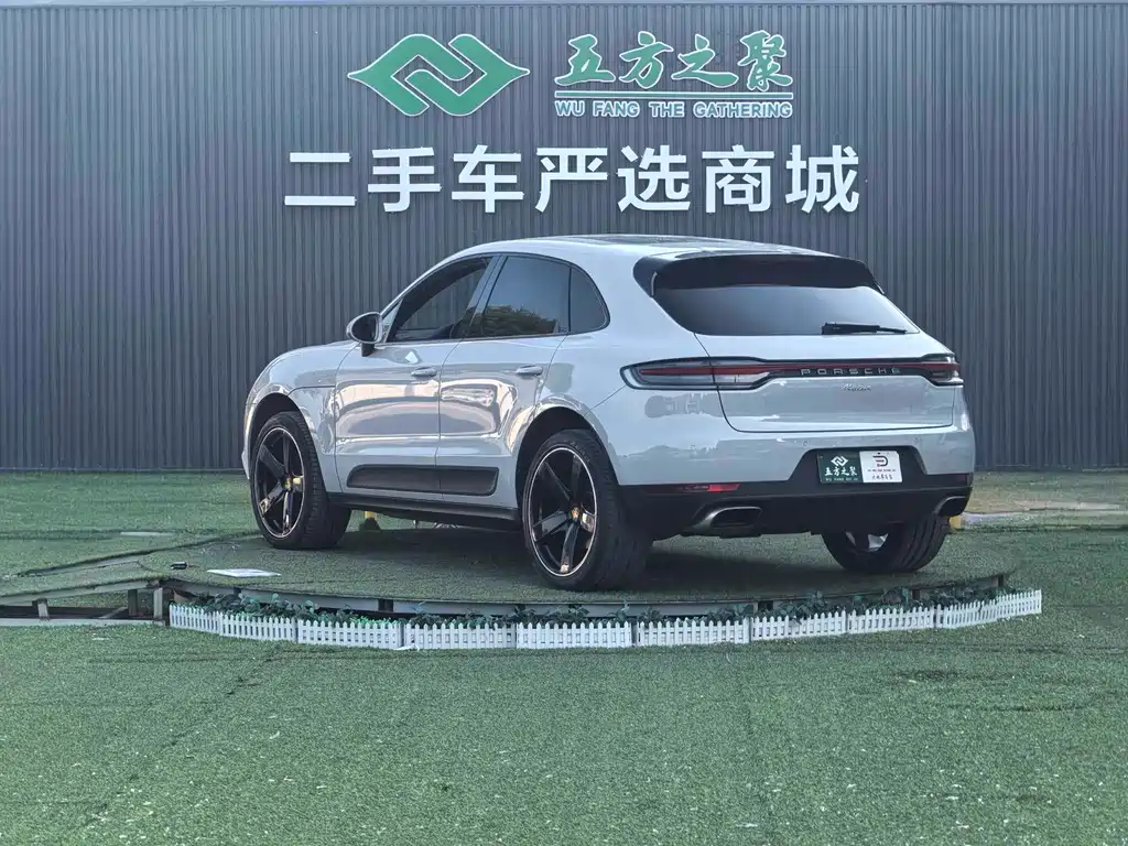 Porsche Macan 2021 — фото 19