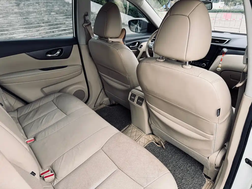 Nissan X-Trail 2015 — фото 21