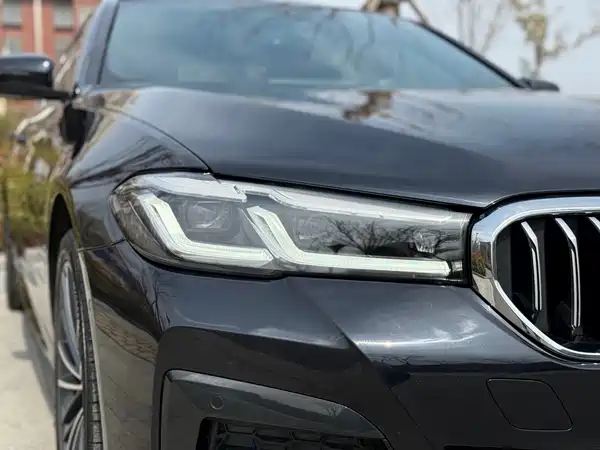 BMW 5 Series 2022