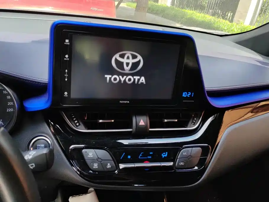 Toyota IZOA 2019 — фото 13