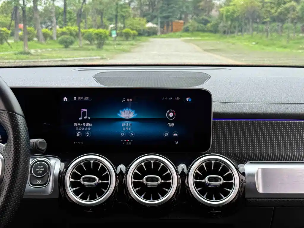 Mercedes-Benz GLB 2020 — фото 18