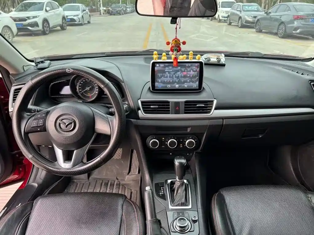 Mazda 3 Angkesela 2014