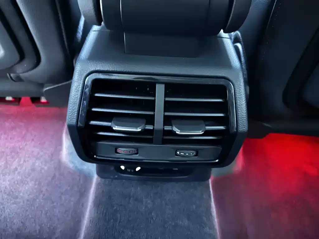 Audi Q3 2022 — фото 16