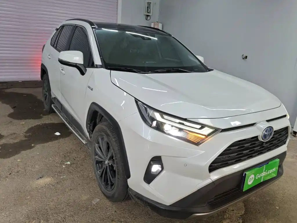 Toyota RAV4 2023