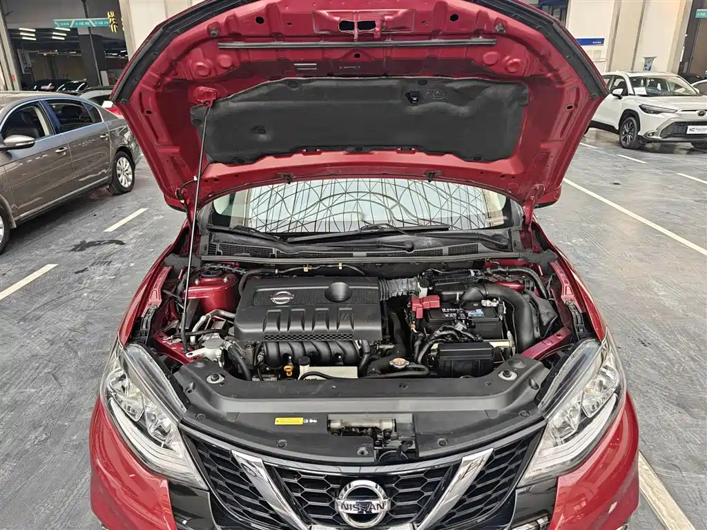 Nissan Tiida 2018 — фото 16