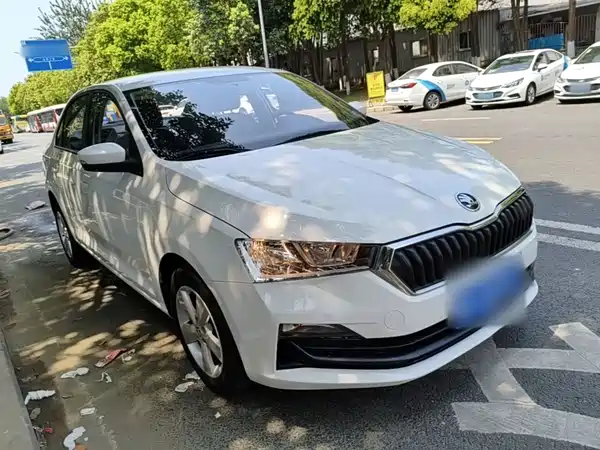 Skoda Rapid 2021