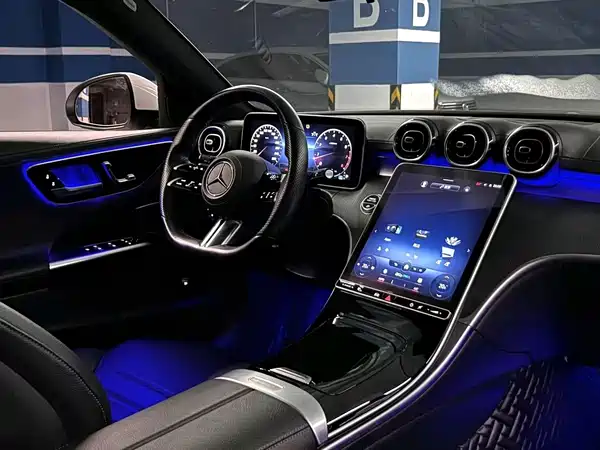 Mercedes-Benz C-Class 2023