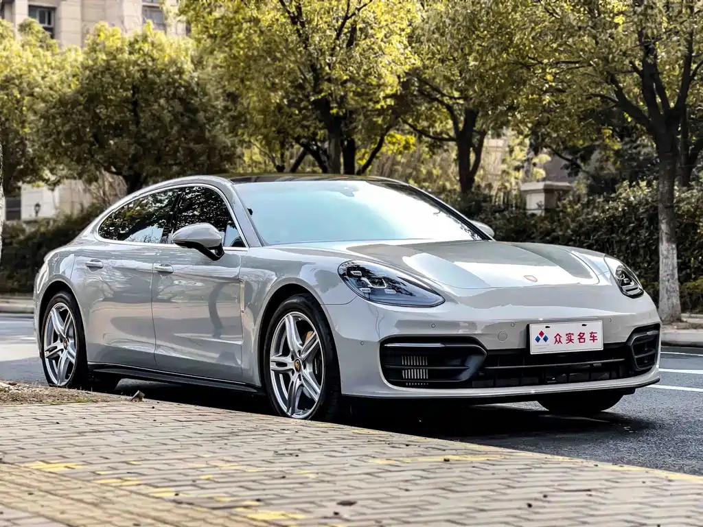 Porsche Panamera 2024