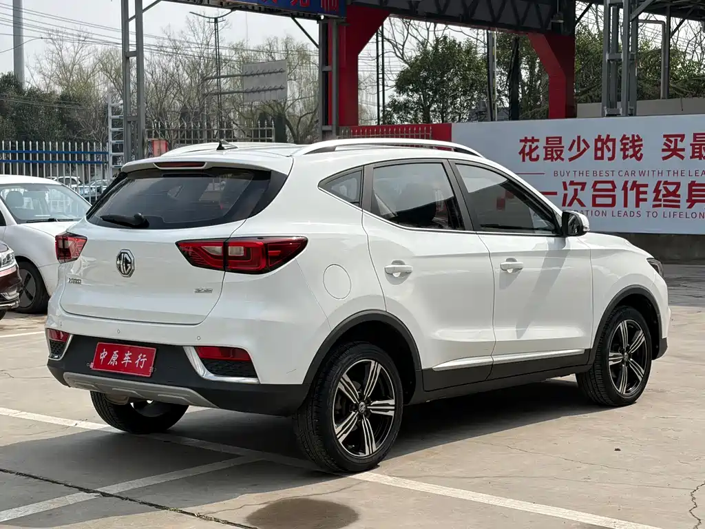 MG ZS 2018 — фото 17