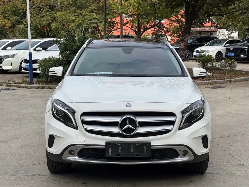 Mercedes-Benz GLA 2017 — фото 2