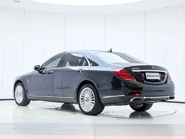 Mercedes-Benz S-Class 2020