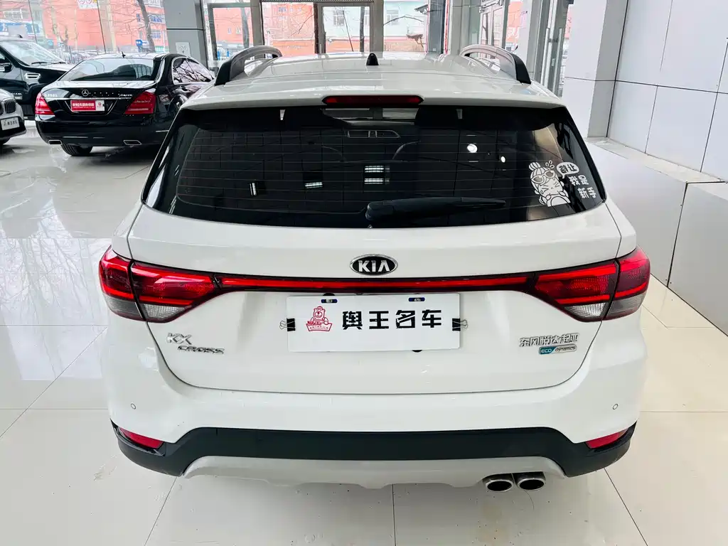 Kia KX Cross 2018 — фото 4