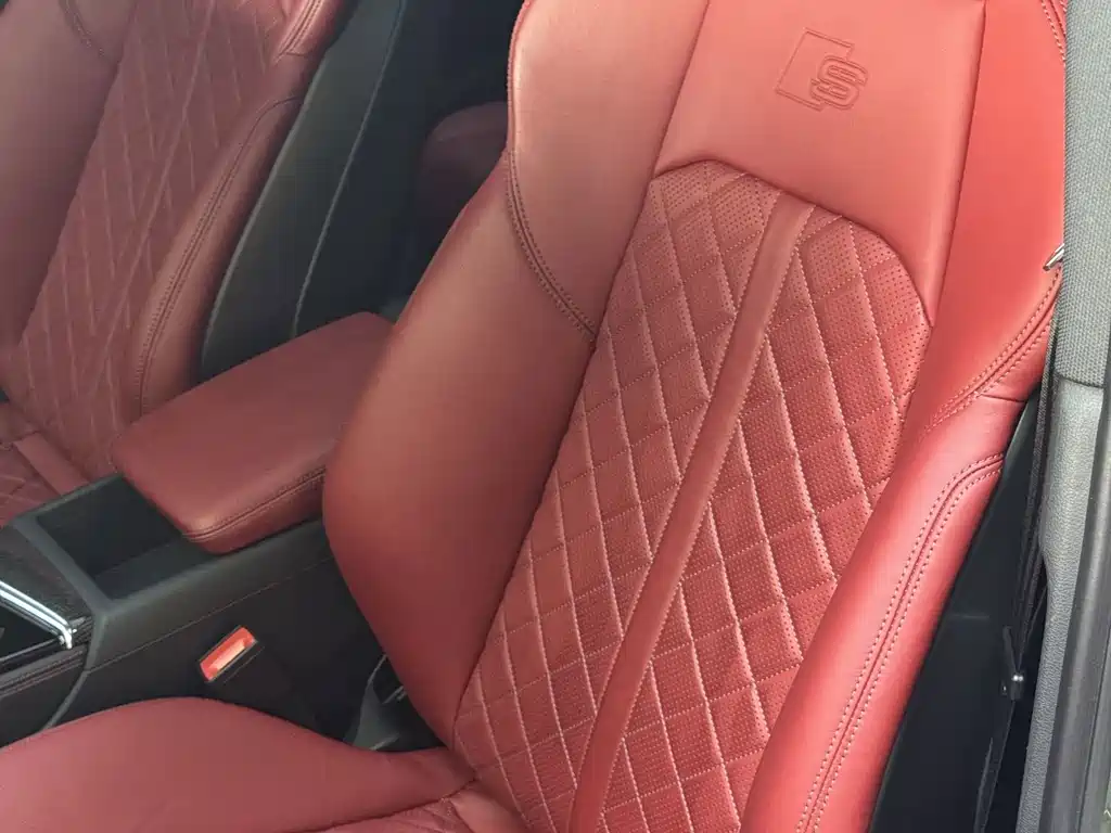 Audi S4 2024 — фото 7
