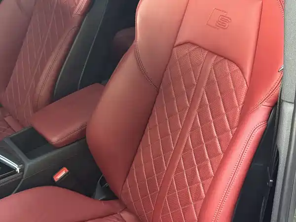 Audi S4 2024