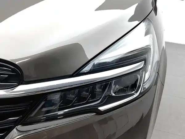 Buick GL8 2020