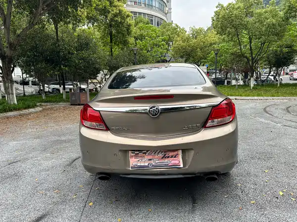 Buick Regal 2012