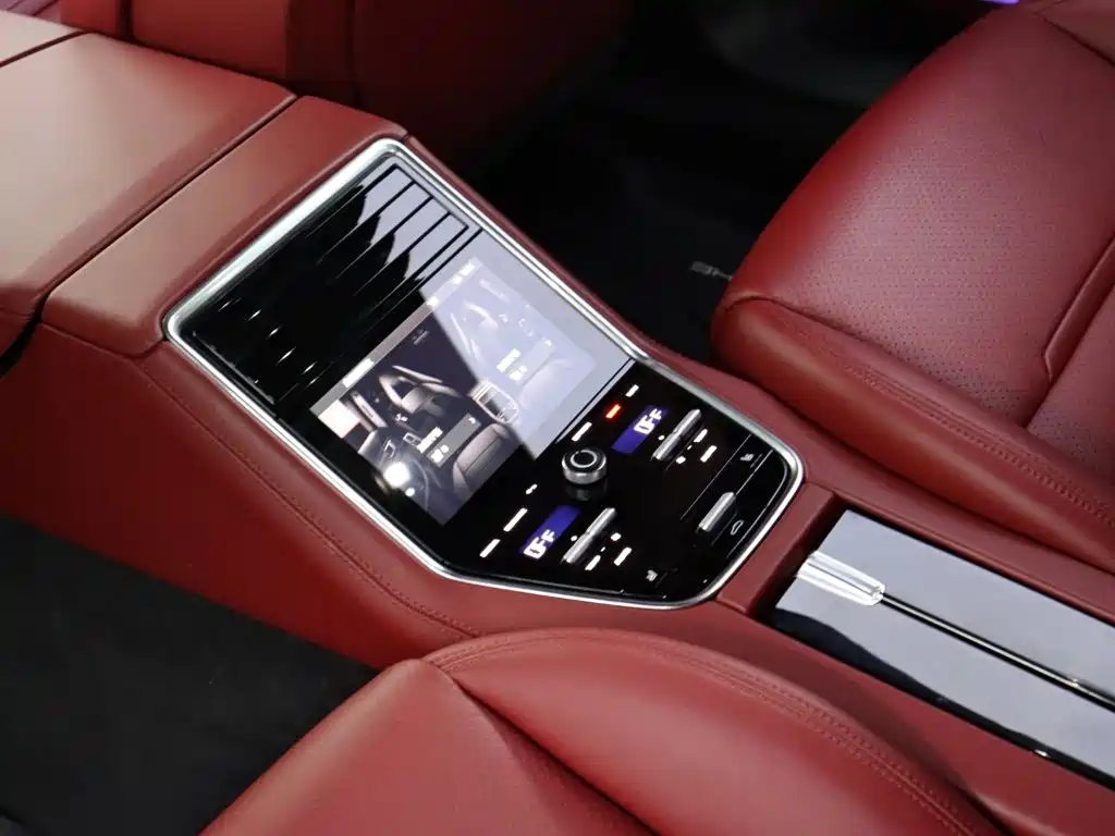 Porsche Panamera 2023 — фото 23