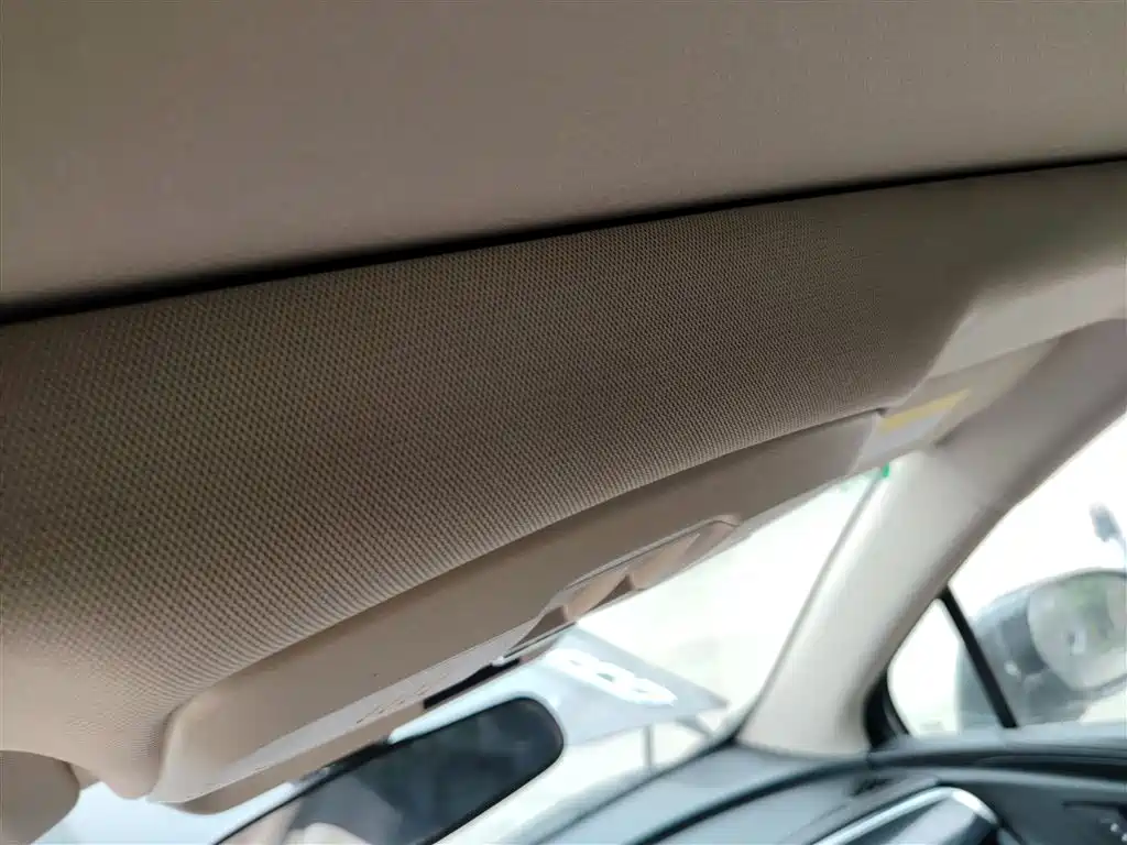 Buick Envision Plus 2017 — фото 18