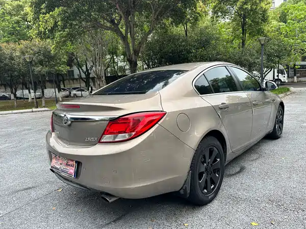 Buick Regal 2012