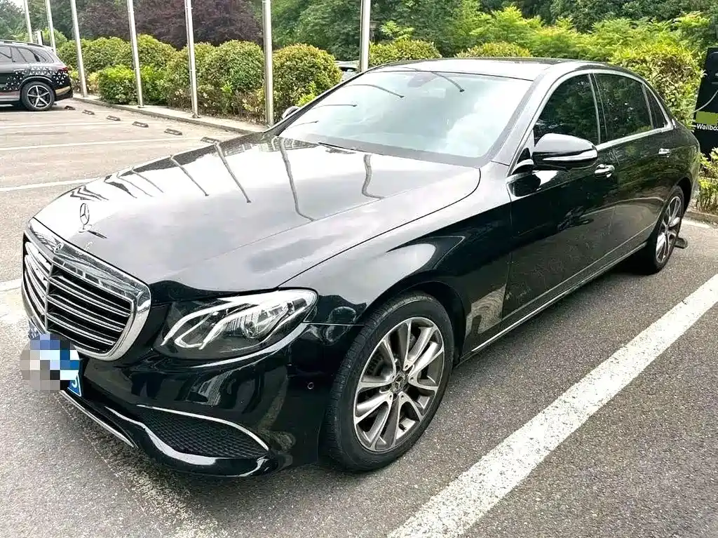Mercedes-Benz E-Class 2018