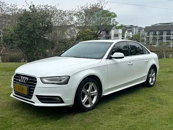 Audi A4L 2015