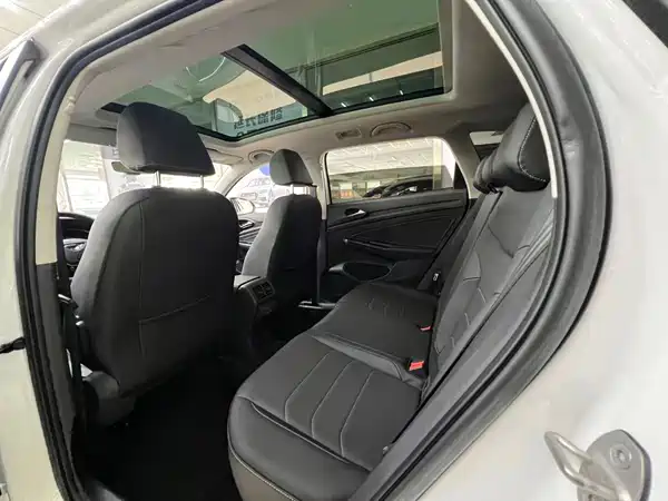 Jetta VS7 2022