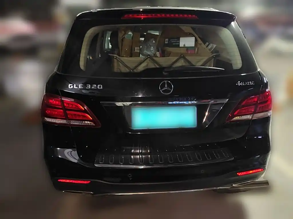 Mercedes-Benz GLE 2016 — фото 10