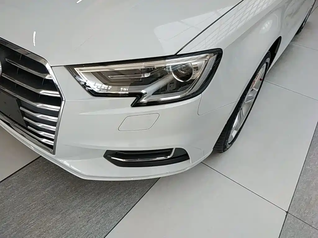 Audi A3 2020 — фото 24